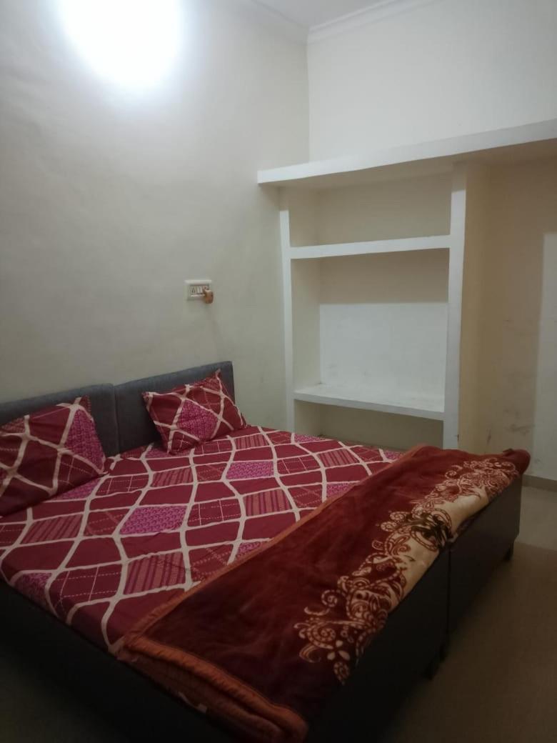 Khatu Shyam Guest House Ayodhya المظهر الخارجي الصورة