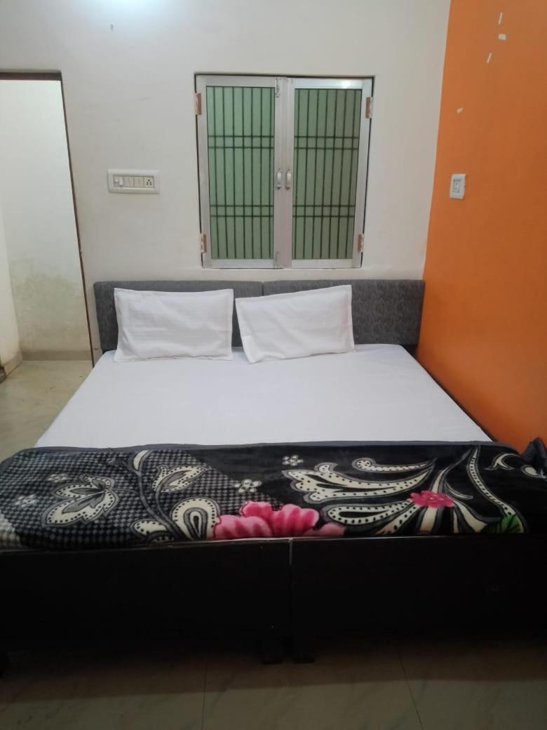 Khatu Shyam Guest House Ayodhya المظهر الخارجي الصورة